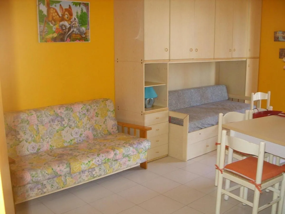 Appartamento Fronte Mare Fondachello 马斯卡利
