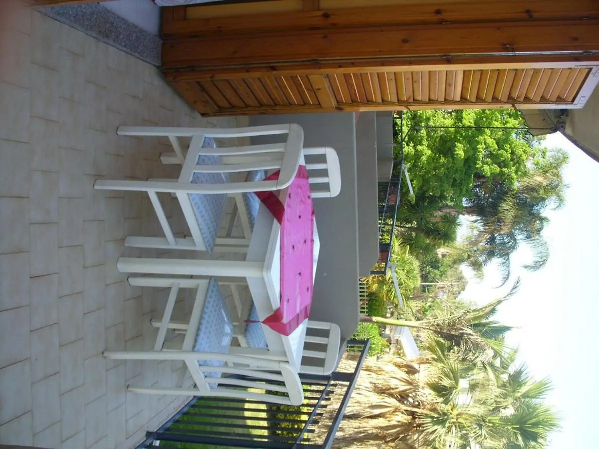 Appartamento Fronte Mare Fondachello 马斯卡利